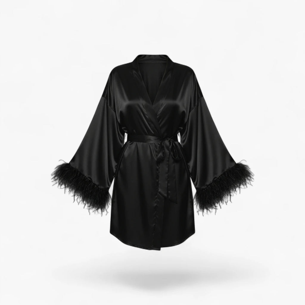 Peignoir Femme Satin – Noir à Manches Plumes Élégantes