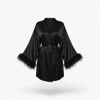 Peignoir Femme Satin – Noir à Manches Plumes Élégantes
