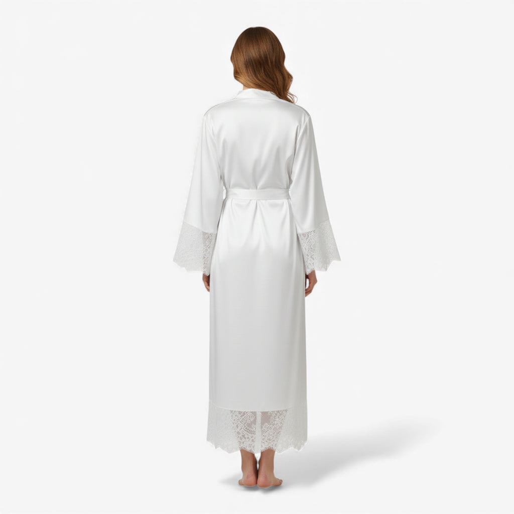 Peignoir Femme – En Satin Blanc Long avec Dentelle